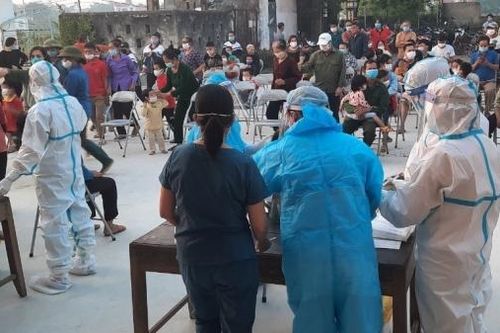 Covid-19 sáng 27/10: 1 triệu người có 9.099 ca mắc, Bắc Giang bất ngờ xuất hiện chùm lây phức tạp, Quảng Nam tăng nhanh F0, đóng cửa trường học
