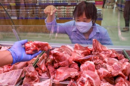 Quyết liệt thanh kiểm tra, làm rõ trách nhiệm để xảy ra 'nghịch lý' giá thịt lợn
