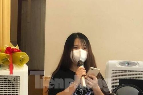 'Khi hết bệnh, sẽ ở lại làm tình nguyện viên hỗ trợ, chăm sóc bệnh nhân mắc COVID-19'