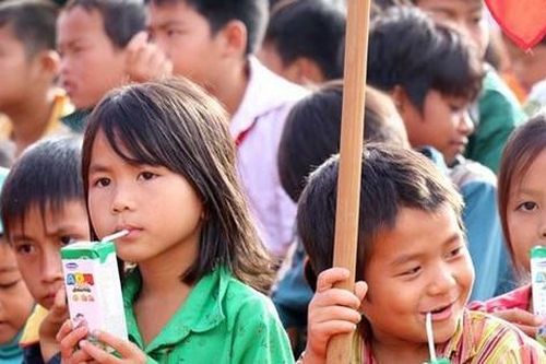 Đề xuất sinh con thứ 2 được tặng gần 9 triệu đồng