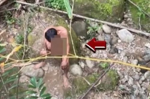 Cãi nhau với bạn gái, người đàn ông 50 tuổi khỏa thân trốn lên núi, trước khi đi còn nói câu này với bố