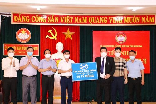 Tập đoàn Xuân Thành và Thaiholdings tài trợ 100 tỷ đồng mua thuốc chữa COVID-19