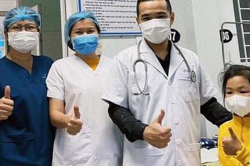 Bé gái 8 tuổi nhập viện, nghi sốc phản vệ sau ăn mì gói