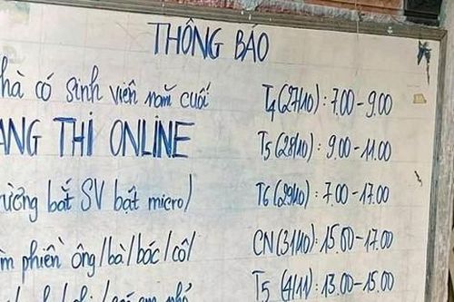Gia đình làm hẳn tấm biển 'nhà có sinh viên năm cuối thi online' khiến dân mạng cười ngất