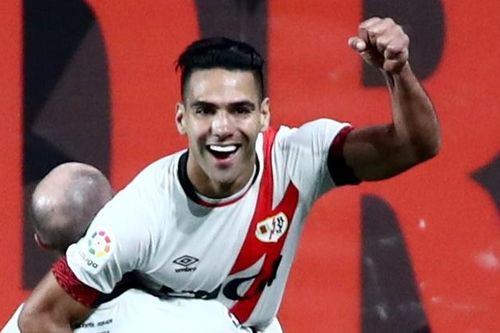 Barca lần đầu thua Rayo Vallecano sau 19 năm