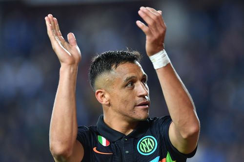 Sanchez tỏa sáng đưa Inter Milan trở lại mạch thắng