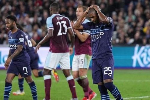 Thua sốc, Man City trở thành cựu vương ở cúp Liên đoàn Anh