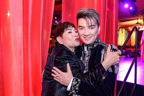 'Vợ cũ' 67 tuổi có động thái bất ngờ với Đàm Vĩnh Hưng, hé lộ điều đặc biệt