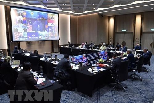 Malaysia kêu gọi các nước Đông Á ra lộ trình mới ứng phó với đại dịch
