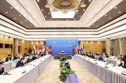 Hội nghị Cấp cao Đông Á thảo luận phương hướng hợp tác