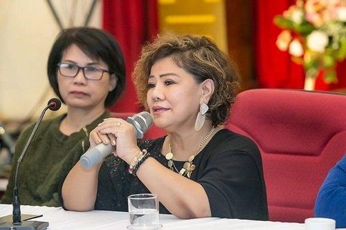 'Có người được tặng danh hiệu NSND mà khán giả ngơ ngác không biết ai'