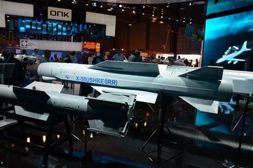 Vũ khí độc đáo giúp Su-57 'xé đôi' tàu chiến địch
