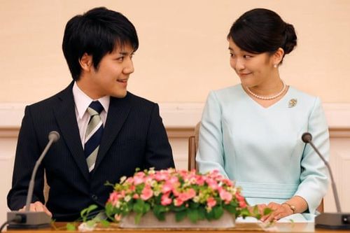 Vợ chồng cựu công chúa Mako dự tính thuê căn hộ một phòng ngủ ở Mỹ