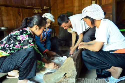 Gìn giữ giá trị truyền thống tốt đẹp trong gia đình