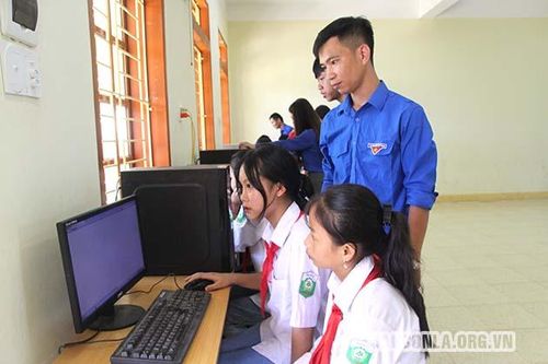 Lan tỏa chương trình 'Máy tính cũ - tri thức mới'