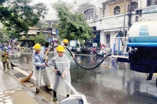 Kinh tế Kinh tế Chủ động xử lý thoát nước, vệ sinh, chiếu sáng mùa bão lụt