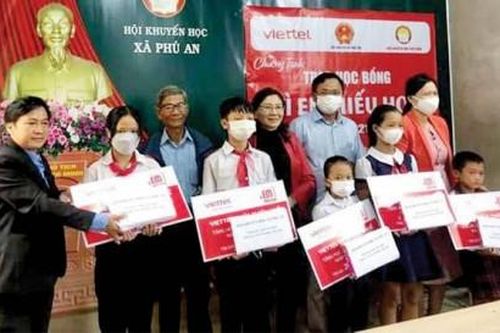 Giáo dục Khuyến học Khuyến học từ nhà ra cộng đồng