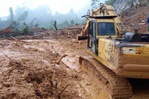 Kinh tế Xây dựng - Giao thông 80 điểm sạt lở trên đường Hồ Chí Minh qua A Lưới