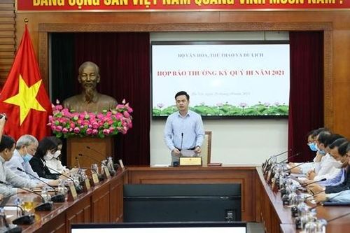 Khi nghệ sĩ 'có' vi phạm, phim có bị cấm chiếu?