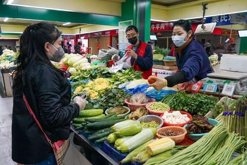 Trung Quốc: Rau đắt hơn cả thịt, người dân choáng váng
