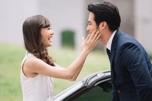 Tôi yêu chàng 'phi công' đồng nghiệp, muốn về với chồng con nhưng không nỡ chia tay vì đã quá yêu