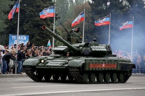 'Xe tăng quốc bảo' Ukraine chưa kịp thị uy đã bị phe ly khai 'tóm sống'