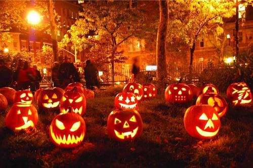 Vì sao ngày lễ Halloween luôn gắn với quả bí ngô khoét ruột?