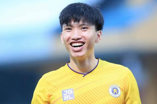 Đoàn Văn Hậu cần giảm cân