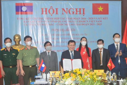Quảng Ngãi ký kết Chương trình hợp tác giai đoạn 2021 - 2025 với tỉnh Champasak (Lào)