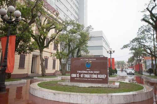 Giảng viên bị tố gạ tình sinh viên: Có dấu hiệu hành vi 'cưỡng dâm'