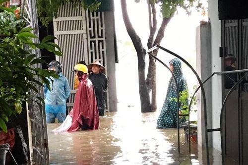Hà Tĩnh: Mưa lớn kéo dài gây ngập cục bộ tại huyện Kỳ Anh