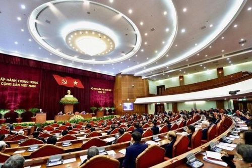 Quy định 37 chặn đứng hành vi đảng viên nhập quốc tịch, chuyển tiền, tài sản ra nước ngoài