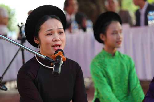 Giỗ tổ nghề ở 'cái nôi' của nghệ thuật ca trù đồng bằng Bắc Bộ