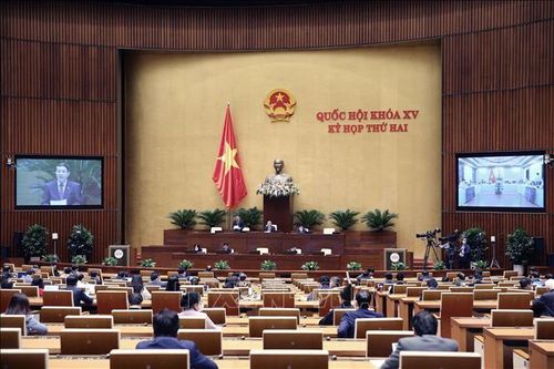 Sáng 29/10, Quốc hội thảo luận về dự án Luật Kinh doanh bảo hiểm (sửa đổi)