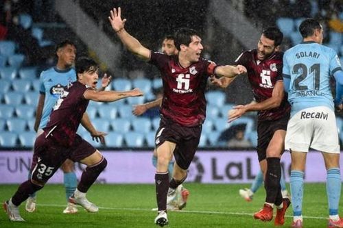 Sociedad giành lại ngôi đầu, Atletico chia điểm một lần nữa