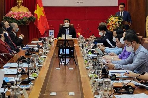 Phấn đấu năm 2030 đạt khoảng 60% lực lượng lao động trong độ tuổi tham gia BHXH