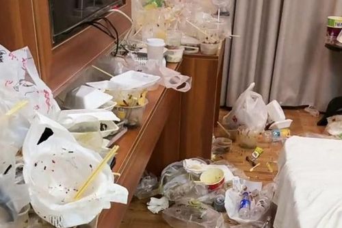 Trung Quốc: Khách bỏ đi, để lại căn phòng 'kinh hoàng' sau một tháng thuê ở