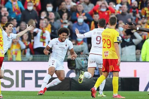 Soi kèo nhà cái Metz vs St Etienne. Nhận định, dự đoán bóng đá Pháp (22h00, 30/10)
