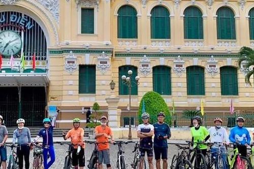 Bạn trẻ háo hức với 'xe đạp công cộng' dự kiến triển khai tại trung tâm TP. HCM