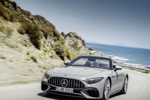 Mercedes-AMG SL 2022 ra mắt với thiết kế mới, giá bán chưa công bố