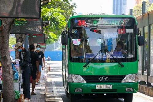 TP. HCM có thêm 8 tuyến xe buýt hoạt động lại từ ngày 1/11