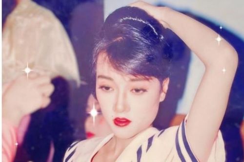 Nhan sắc đỉnh cao của nghệ sĩ Vân Dung thời trẻ