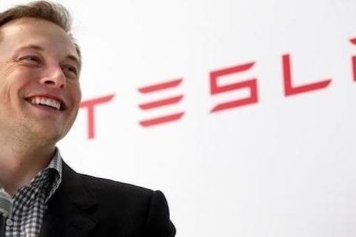 Elon Musk: Người đầu tiên trên thế giới sở hữu hơn 300 tỷ USD