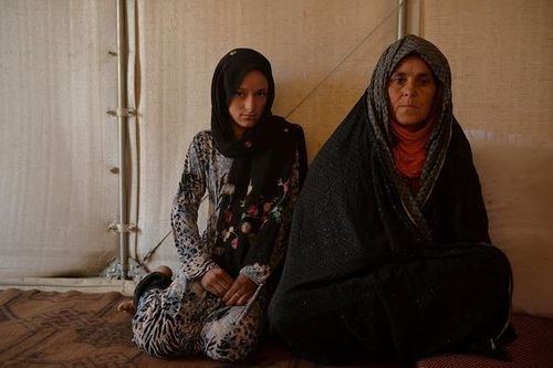 Bi kịch người Afghanistan bán con gái lấy tiền