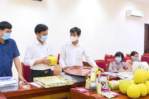 Thanh Ba đánh giá phân loại sản phẩm OCOP cấp huyện