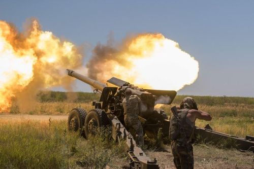 Siêu pháo Ukraine vào vị trí, chuẩn bị dội bão lửa vào lực lượng ly khai