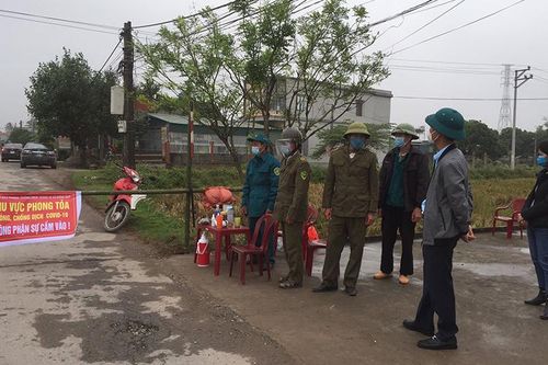 Có ca dương tính, Thái Bình phong tỏa một thôn, xét nghiệm hơn 1.000 dân