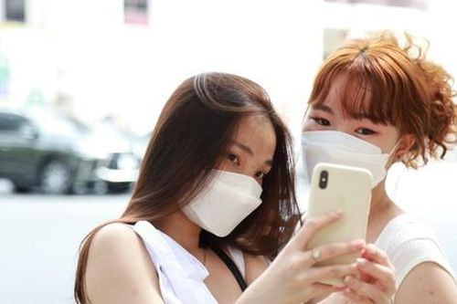 Bạn trẻ Sài thành 'lên đồ' xuống phố chụp ảnh dịp cuối tuần, đi hoài chưa muốn về