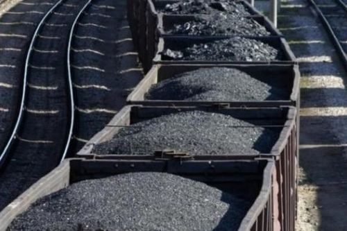 Ukraine dự kiến nhập khẩu lượng lớn than trong tháng 11