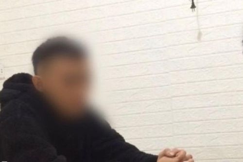 2 bé gái bị ép quan hệ tình dục ngay tại quán ăn